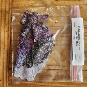 Ever After High Doll CEDAR WOOD Spring Unsprung PURPLE DRESS Clothing - 2015